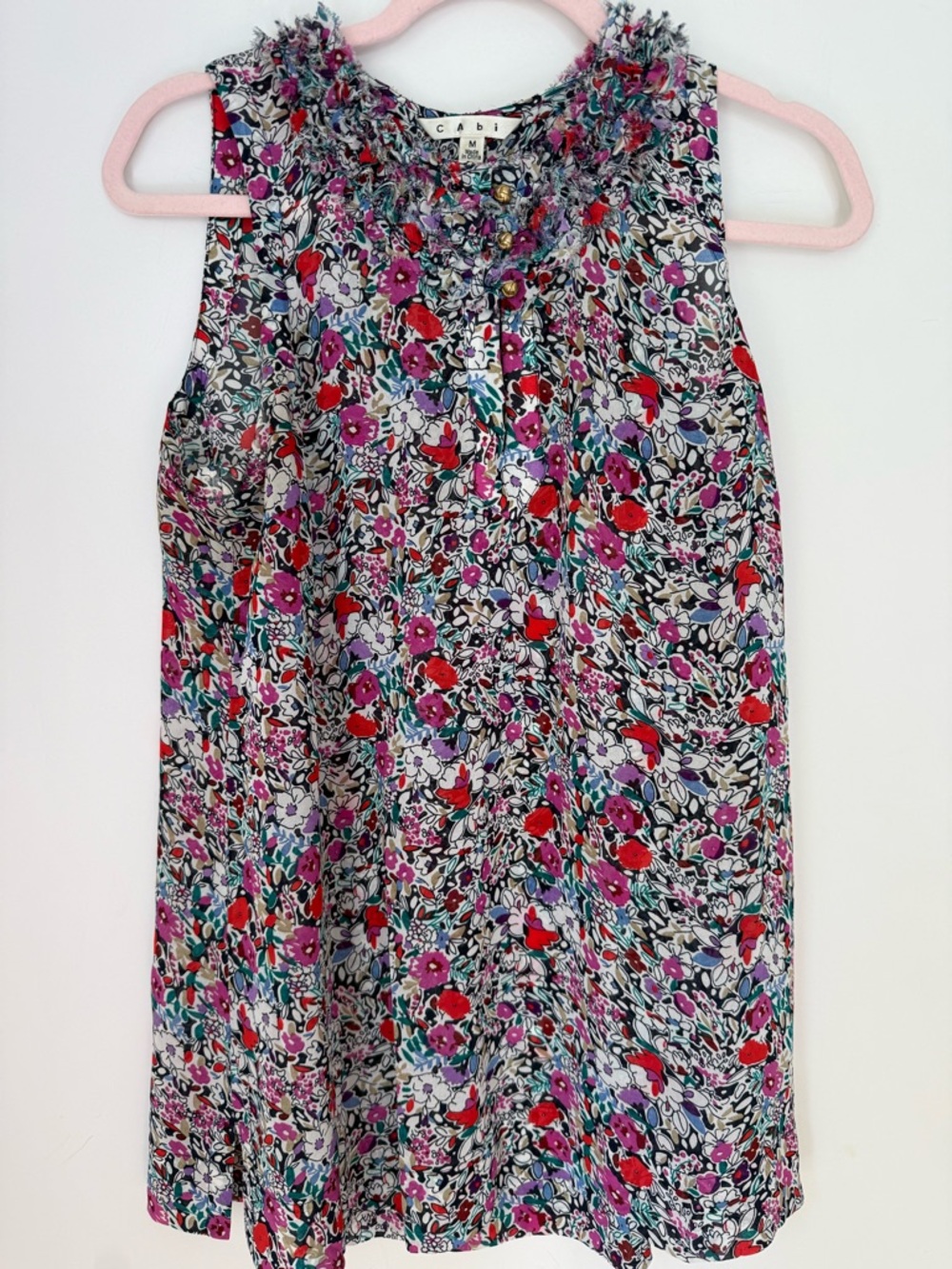 CAbi Floral Sleeveless Blouse Size M Boho Chic Ruffle Neck Lightweight Top